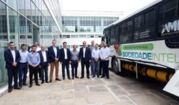 Parceria da Compagas e Scania contempla Paraná com ônibus completamente movido a GNV para operar em linha do transporte coletivo de Curitiba 
