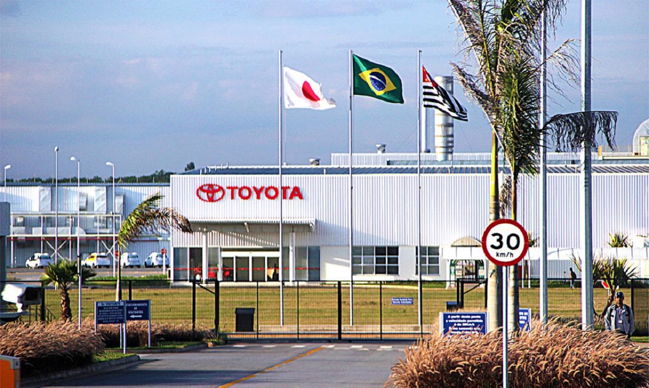 Toyota Motor anuncia centenas de vagas de emprego em suas unidades pelo Brasil para profissionais de varias areas