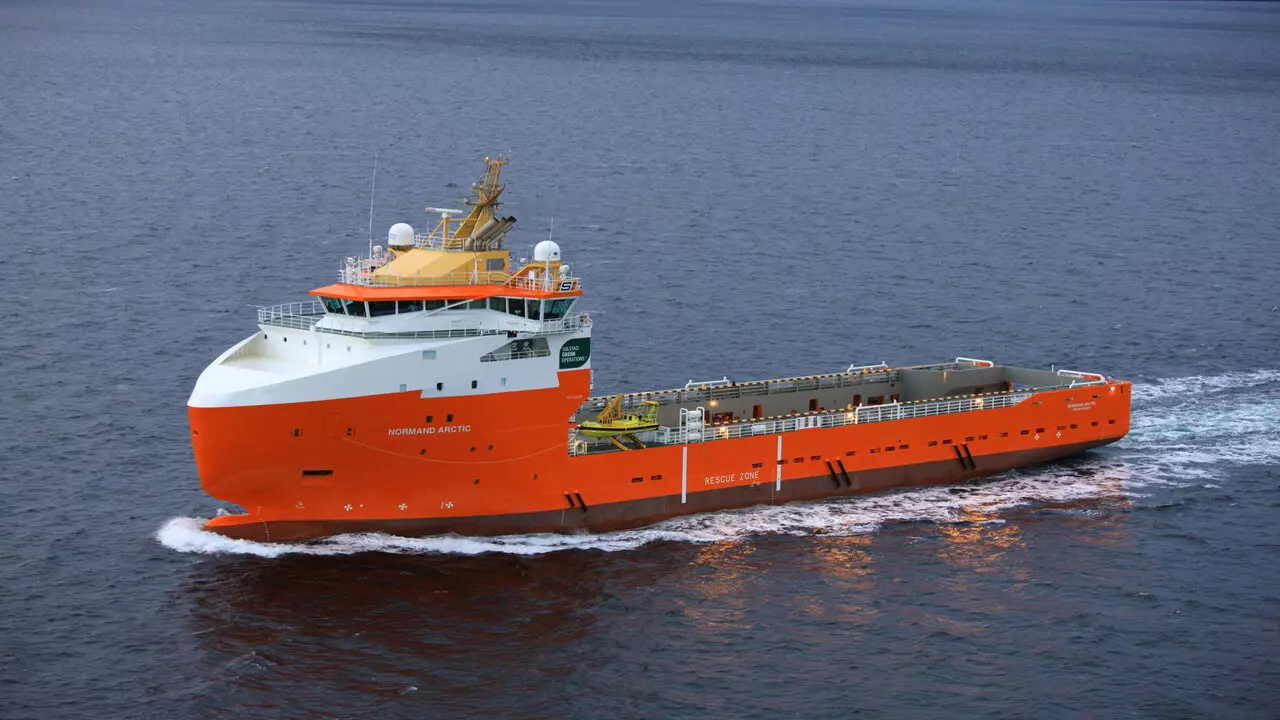 A frota de embarcações PSV da companhia é formada por 37 navios, que passarão a ser de operação da Tidewater agora. A transação de venda da Solstad marcou a sua saída do segmento de operações PSV no mercado marítimo global.