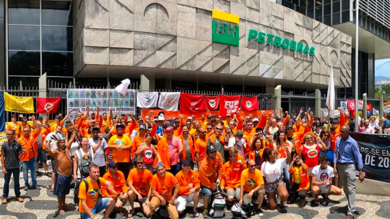 A FUP convocou os petroleiros para uma paralisação nesta sexta-feira, contra o projeto de privatização dos ativos da estatal. A greve visa atrair a Petrobras para mais discussões sobre os motivos da continuidade da iniciativa do Governo Temer.