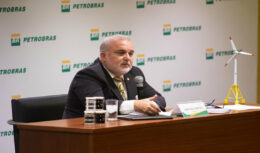 O presidente da Petrobras reforçou o compromisso da companhia com os contratos em andamento no segmento de combustíveis. Prates ainda afirmou que a empresa irá disputar cada vez mais espaços no mercado de gás natural no Brasil.