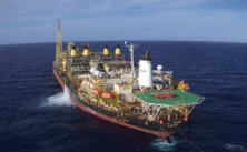 Com a produção de 8 mil barris de petróleo por dia no poço MUP5, a companhia expandiu a capacidade do Campo de Frade em 25%. A PRIO vem investindo pesado na campanha de exploração da área offshore da Bacia de Campos nos últimos meses.