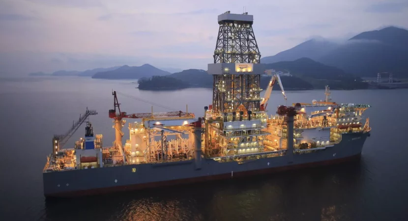 A empresa de perfuração offshore está com três novos contratos para o afretamento de seus navios-sonda no ramo de óleo e gás. Entre os acordos da Valaris, estão um com a estatal Petrobras, no valor de US$ 500 milhões, e um com a TotalEnergies.