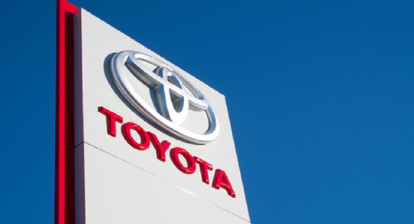 Toyota, etanol, carros elétricos