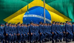 A Aeronáutica e o Exército Brasileiro estão com inscrições abertas para a contratação imediata de profissionais com nível superior