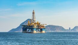 Em parceria com a SparkCognition, a Shell utilizará tecnologia IA para otimizar seus processos de exploração em alto mar. O objetivo é garantir mais rapidez na produção de petróleo offshore.
