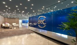 AeC, empresa de telemarketing, divulga vagas  de emprego presenciais e home office em quase todo o Brasil