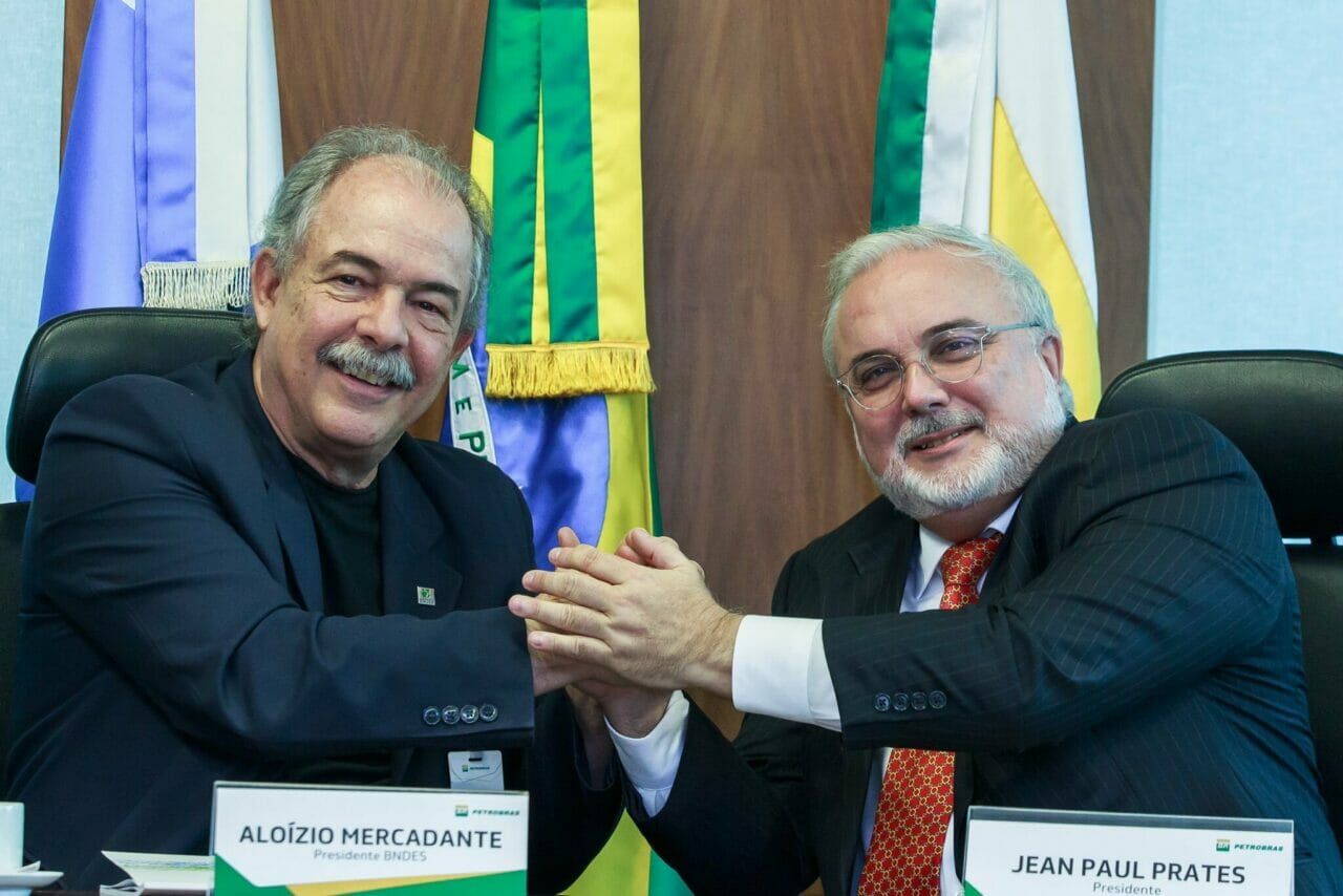 Parceria entre o BNDES e a Petrobras visa alavancar a indústria nacional, tornando-a mais competitiva e alinhada com os desafios do cenário global de transição energética.