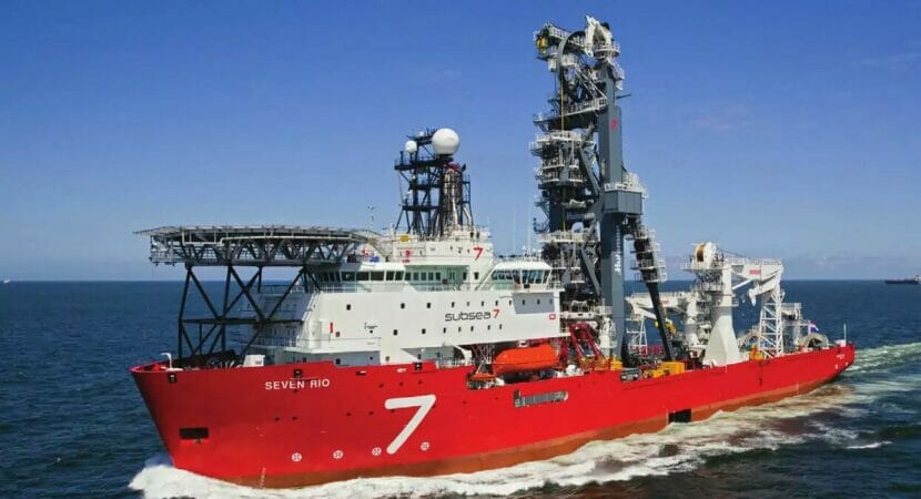 As vagas de emprego ofertadas pela Subsea 7 são destinadas aos profissionais do setor de petróleo e gás para atuar em regime on ou offshore.