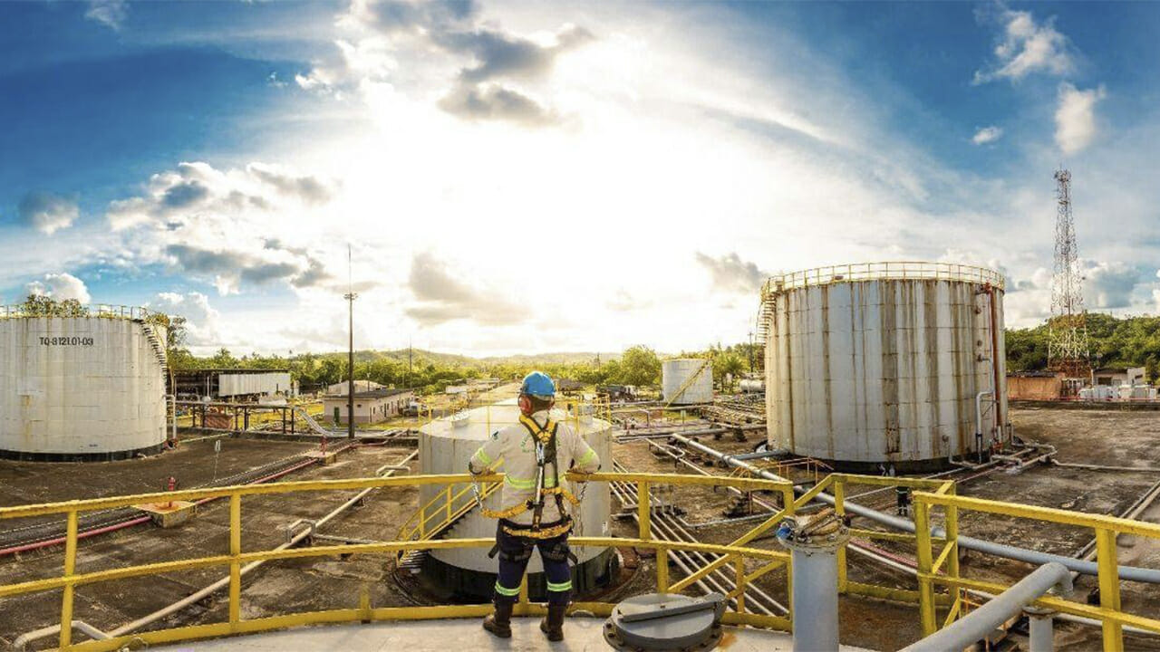 Empresa do setor de petróleo e gás Grupo PetroReconcavo está com vagas de emprego abertas para pessoas com e sem experiência