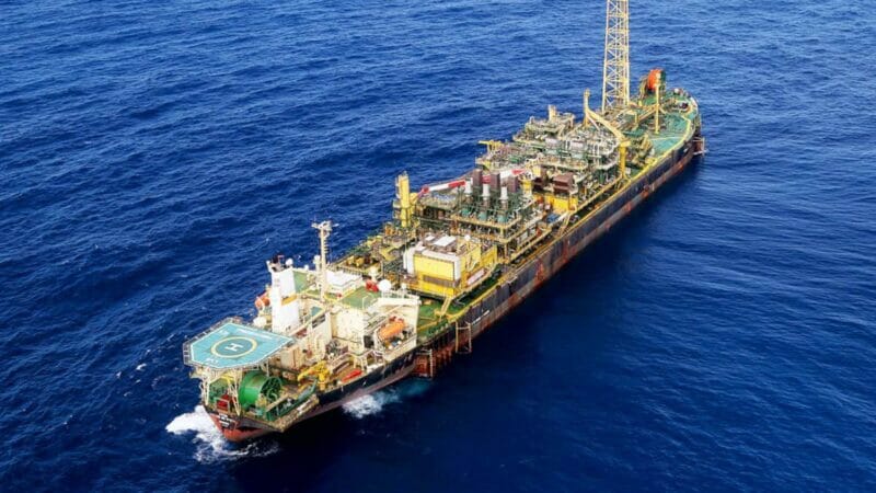 La transferencia de concesiones marítimas en los polos de Golfinho y Camarupim de Petrobras a BW Energy marca un nuevo ciclo.