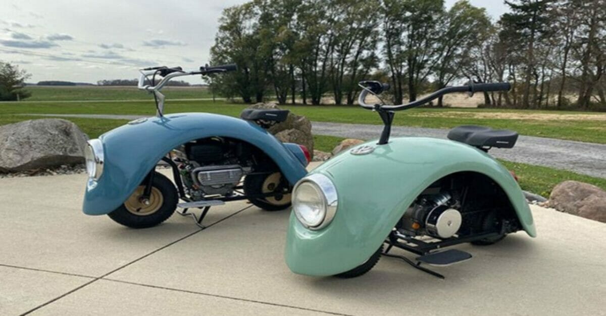 A encarnação do icônico fusca da Volkswagen em duas rodas: homem constrói scooter com para-lamas do velho besouro e apelida carinhosamente de Volkspods