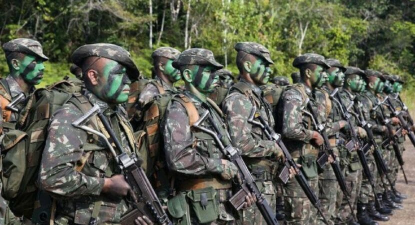 Exército Brasileiro está pagando R$ 3 mil para profissionais com ensino fundamental completo em novo processo seletivo simplificado 