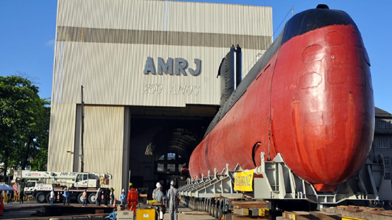 Submarino ‘Tamoio’ – S-31, o primeiro a ser construído no Brasil, acaba de ser desativado pela Marinha