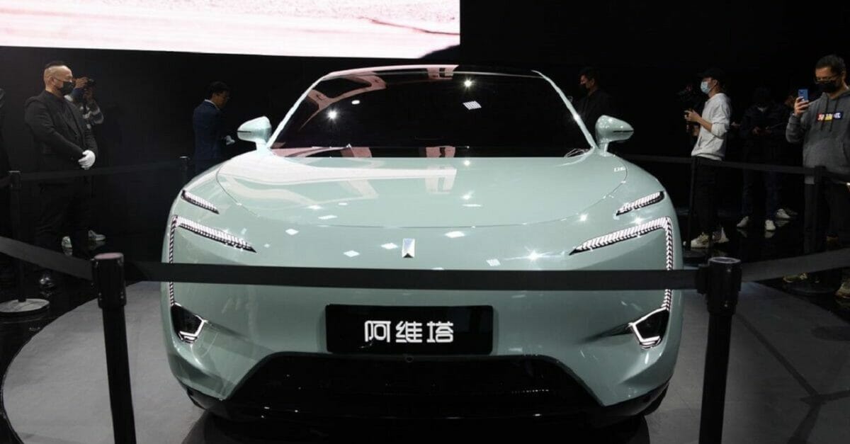 Chery se une a Huawei para desenvolver carro elétrico com 700 km de autonomia e sistema de direção autônoma