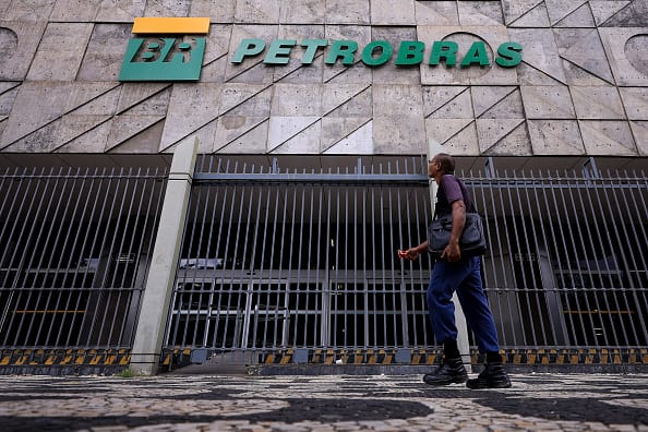 Órgão do Carf valida recurso do governo e confirma dívida de R$ 762 milhões da Petrobras (PETR4)