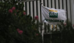 Petrobras (PETR4) anunciará novo investimento na Regap, Americanas (AMER3) recebe autorização para encerrar parceria com Vibra (VBBR3), Totvs (TOTS3) adquire IP e outras novidades.