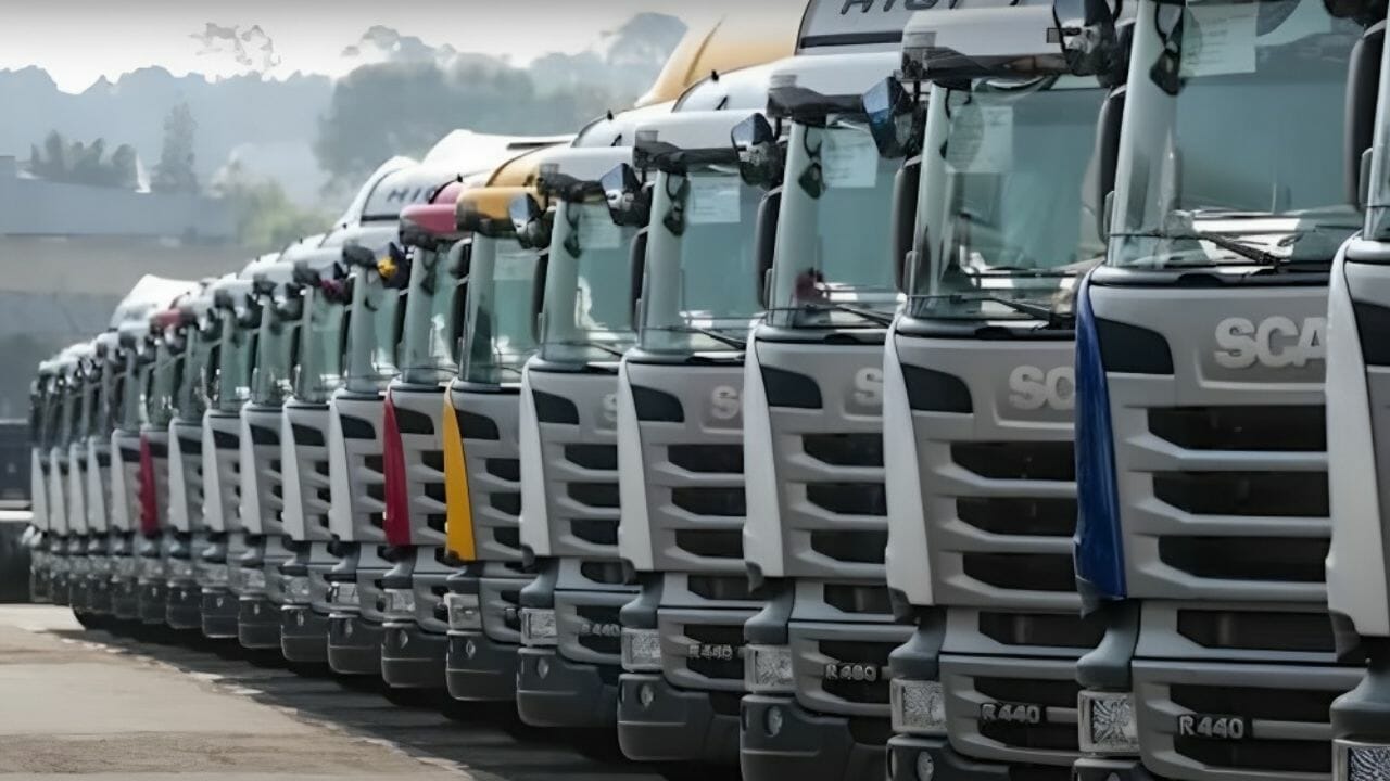 Quem são os gigantes da estrada? Conheça as MAIORES frotas de caminhões do Brasil