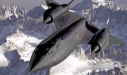 SR-71 BLACKBIRD, o avião que deixou seu nome na história como o mais rápido do planeta