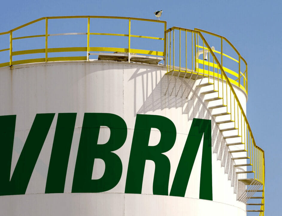 Vibra Energia oferece 59 vagas de emprego para analistas, engenheiros, técnicos e muito mais na modalidade presencial e híbrida