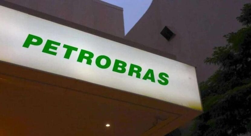 Potenciais ganhos para os acionistas da Petrobras (PETR4): Quanto dinheiro bilionário pode ser recebido em dividendos?
