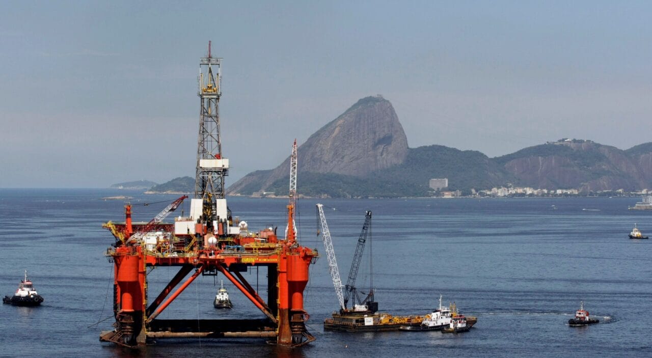 Diretor-geral da ANP prevê que Brasil atingirá produção diária de mais de 4 milhões de barris de petróleo até 2025