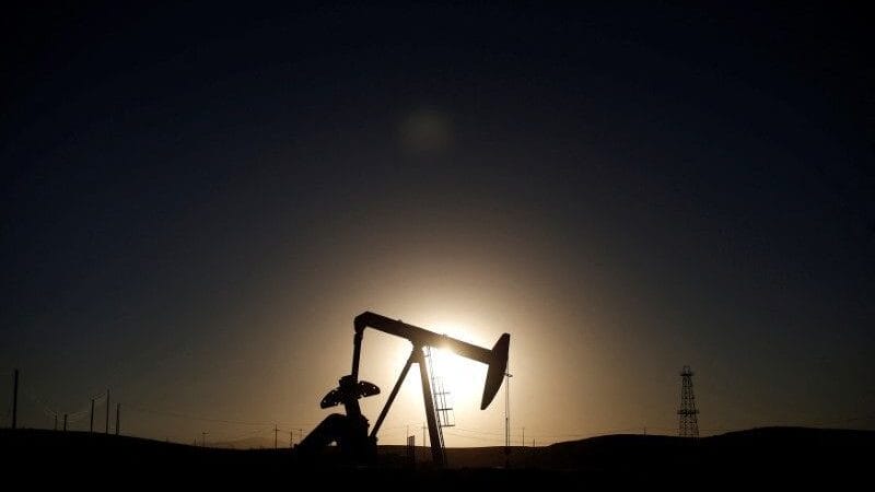 Petróleo tem queda de mais de US$ 2 o barril devido à diminuição das preocupações com o Oriente Médio