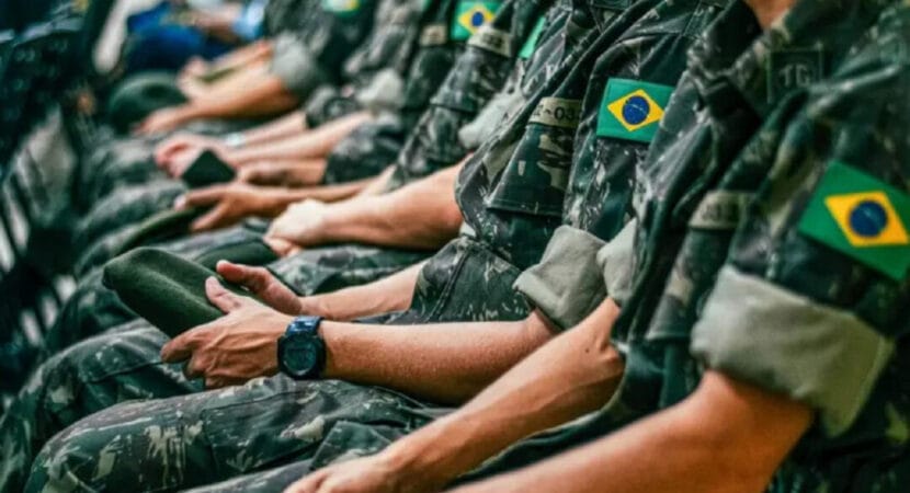 Inscrições do Concurso do Exército Brasileiro estão abertas com remuneração  de até R$ 7 mil - O Hoje.com