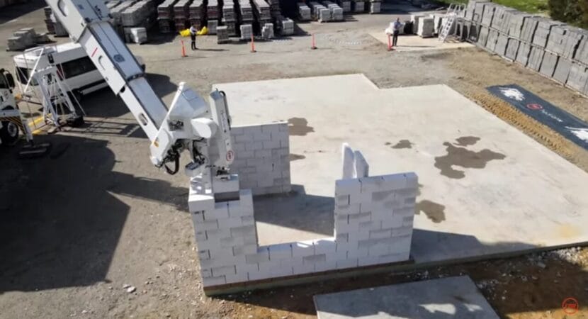 Robô construtor pode erguer uma casa em um dia e revolucionar construção  civil – testes já estão a todo vapor!