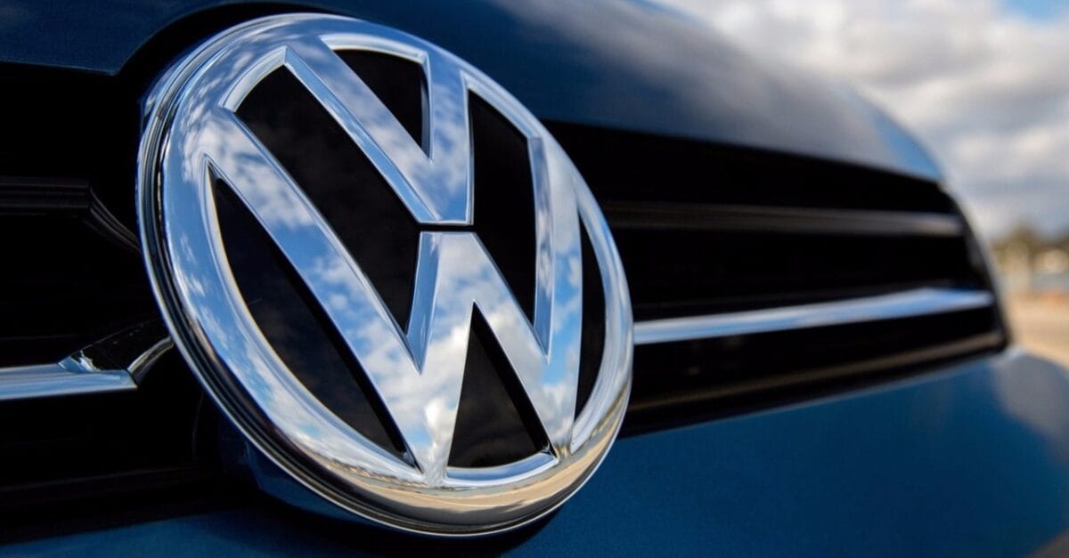 Chefão da Volkswagen anuncia demissões em massa para 2024, além de redução de custos inédita de até 10 milhões de euros