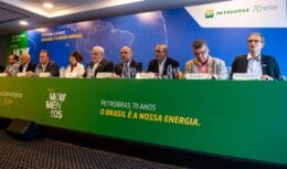 Petrobras, Plano Estratégico, investimentos, CAPEX, empregos, petróleo, gás, transição energética, baixo carbono, diversificação, produção, pré-sal, Refino, eficiência operacional, inovação.