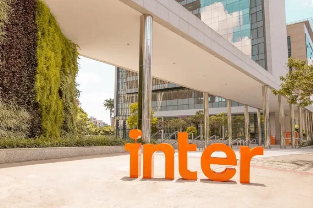 Banco Inter lança processo seletivo com 150 vagas para tecnologia e mais - Inscrições até 8 de janeiro!
