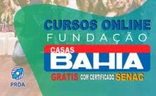 Banner promocional destacando cursos online gratuitos da Fundação Casas Bahia com certificação do SENAC e encaminhamento para vagas de emprego.