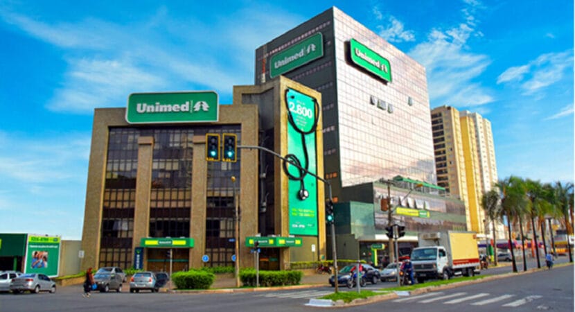 Unimed está oferecendo mais de 70 vagas home office e presenciais ao redor do Brasil 