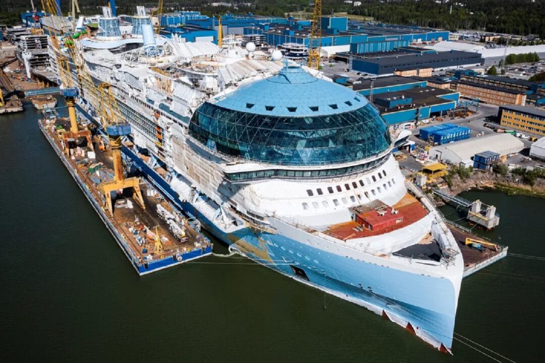 Inacreditável! O maior navio de cruzeiro do mundo, 5 vezes maior que o Titanic, está prestes a zarpar