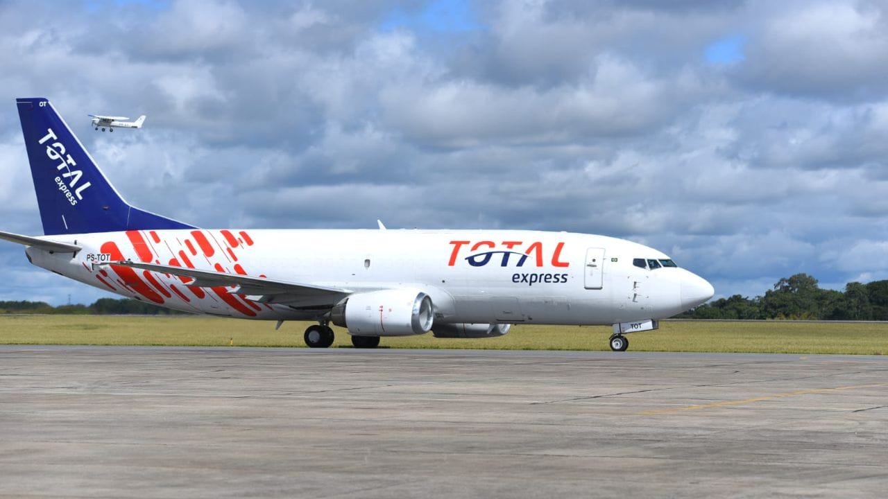 Total Express, gigante em operações logísticas, anuncia 129 novas vagas de emprego em diversos setores, oportunidades para controladores, motoristas e mais