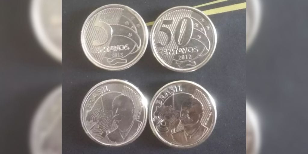 Moeda de 50 centavos da direito sem o 0. (Imagem: reprodução)