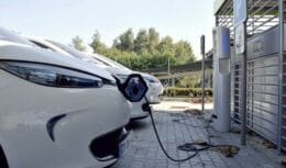 Bateria para veículos elétricos promete revolucionar mercado com tempo recorde