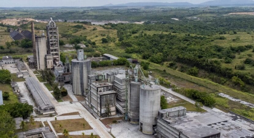 Reativação da fábrica de cimento no estado de Sergipe promete gerar 1500 vagas de emprego com investimento da Polimix.