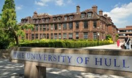 University of Hull oferece bolsa de estudo internacional