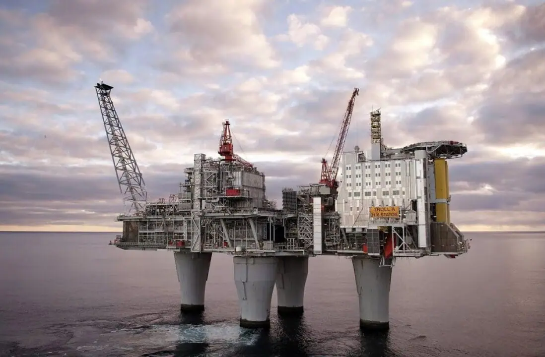 Mas qual é maior plataforma de petróleo do mundo? Troll A na Noruega