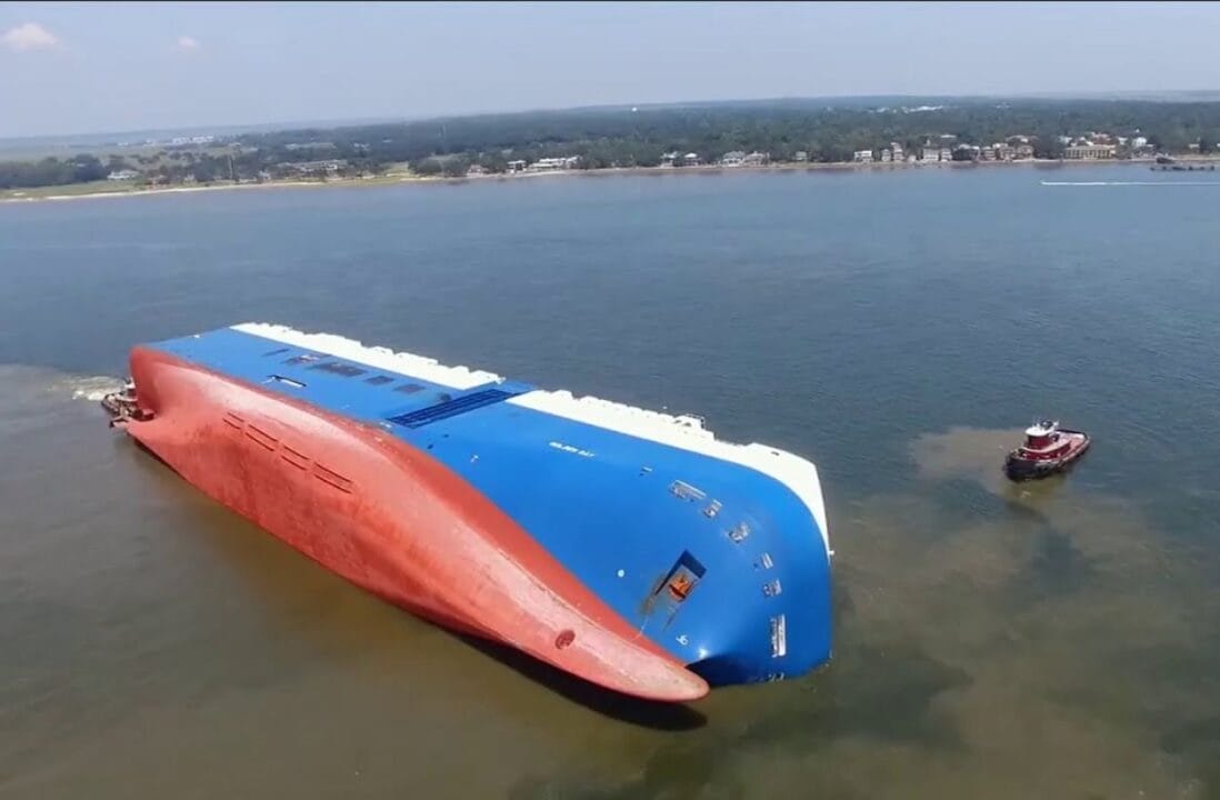 Um erro de digitação que causou o maior naufrágio dos Estados Unidos? Saiba sobre o navio de carga MV Golden Ray