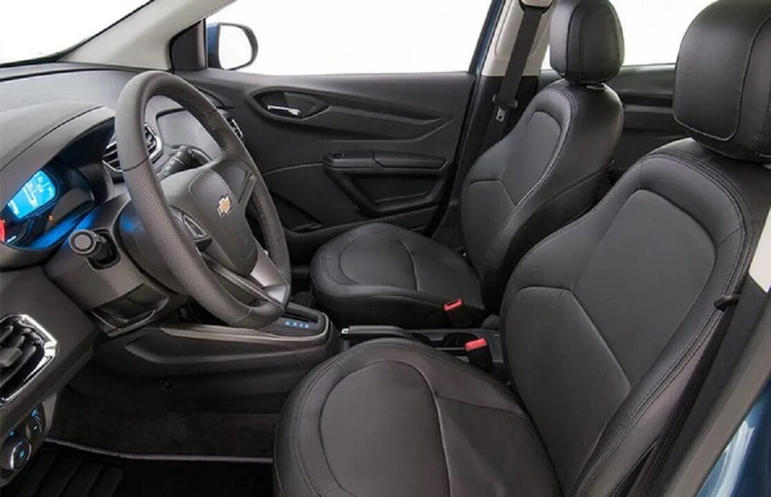 Chevrolet Onix LT por R$ 39.454! Modelo deixa rivais para trás em 2024 com consumo de 12,5 km/l e 675 km de autonomia