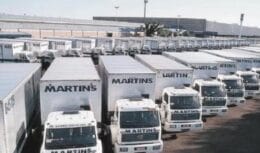 Logística Martins oferece novas vagas de emprego; oportunidades para motorista entregador, assistente logística, operador de movimentação e armazenagem