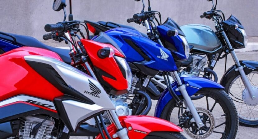 Motos a partir de R$8.990! Confira as motos mais baratas do Brasil; potência, motor, marcas e outros atributos