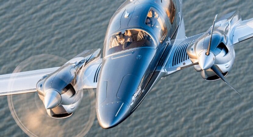 O avião mais econômico que um carro? Conheça o Diamond DA62 com montagem no Brasil