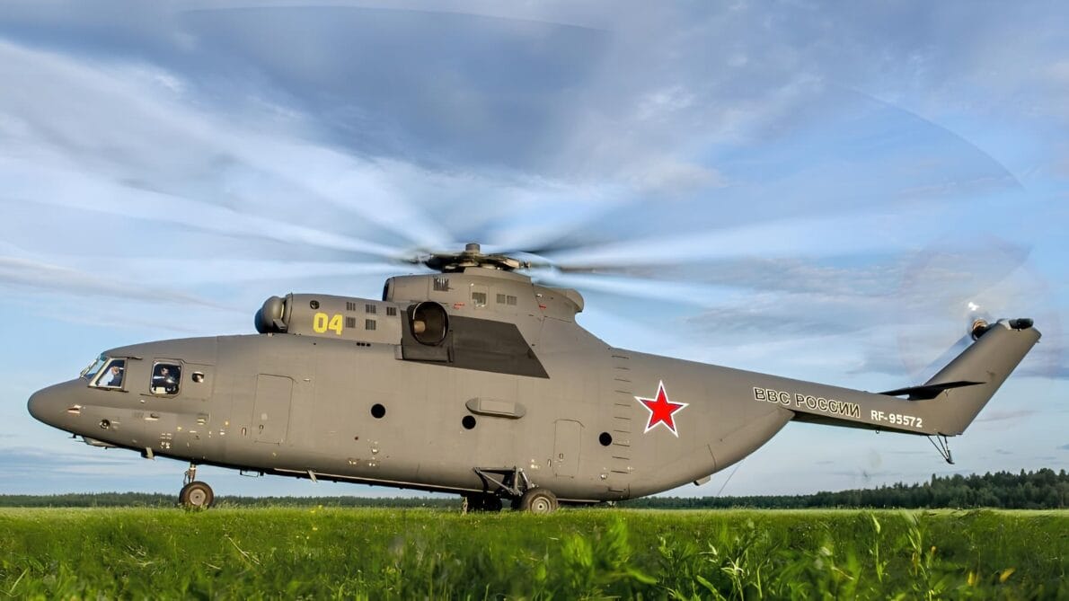 Helicóptero Mi-26 desafia as leis da física ao voar a 2.000 metros de altitude e transportar até 56,77 toneladas de carga. Obra-prima da engenharia combina força bruta e tecnologia de vanguarda!