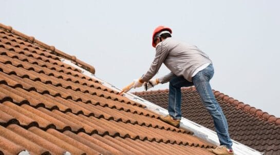 economizar energia - telhado solar - painéis solares -