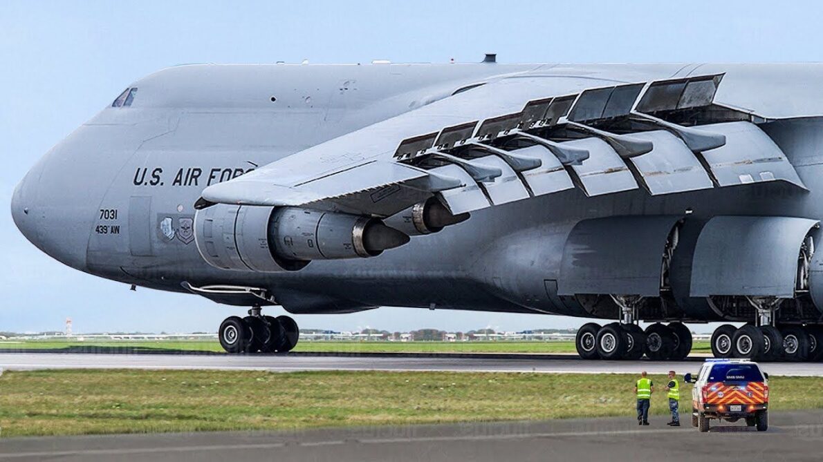 Conheça o C-5 Galaxy, o maior avião da Força Aérea dos EUA, uma verdadeira maravilha da engenharia, projetado para transportar cargas gigantescas pelo mundo