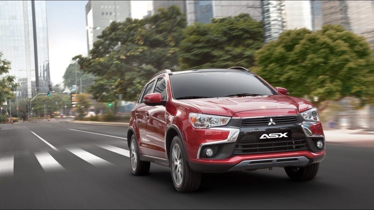 Mitsubishi ASX: com 14 anos de presença marcante no mercado brasileiro, continua sendo uma opção de destaque no segmento de SUVs usados, combinando durabilidade, design moderno e um preço acessível